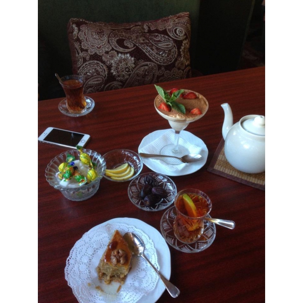 Ресторанный сервис бронирования столиков menu-rest.com - Интерьер ресторана "Баку Сити"