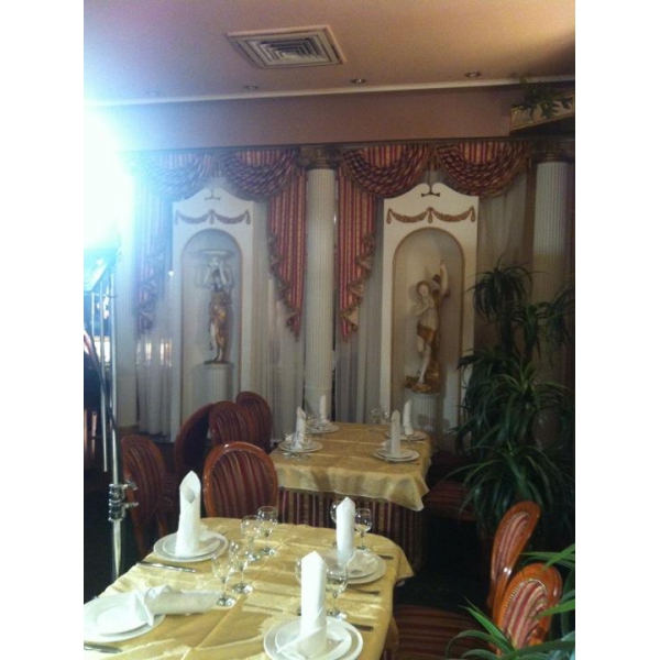 Ресторанный сервис бронирования столиков menu-rest.com - Интерьер ресторана "Яуза"