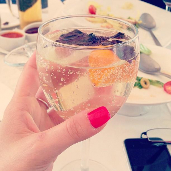 Ресторанный сервис бронирования столиков menu-rest.com - Интерьер ресторана "Яуза"