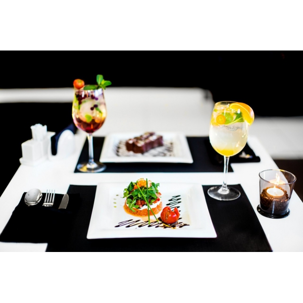 Ресторанный сервис бронирования столиков menu-rest.com - Интерьер ресторана "SHOOGA Lounge Cafe"