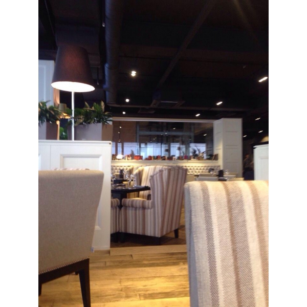 Ресторанный сервис бронирования столиков menu-rest.com - Интерьер ресторана "Happy Bones"