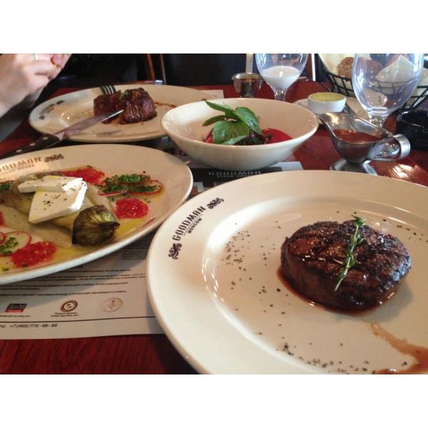 Ресторанный сервис бронирования столиков menu-rest.com - Интерьер ресторана "GOODMAN"