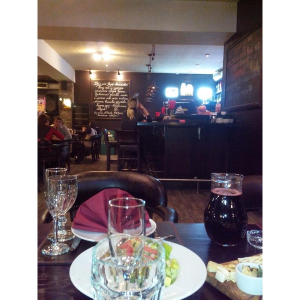 Ресторанный сервис бронирования столиков menu-rest.com - Интерьер ресторана "Ян Примус"