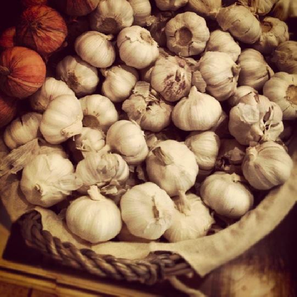 Ресторанный сервис бронирования столиков menu-rest.com - Интерьер ресторана "Чеснок-Варенье"