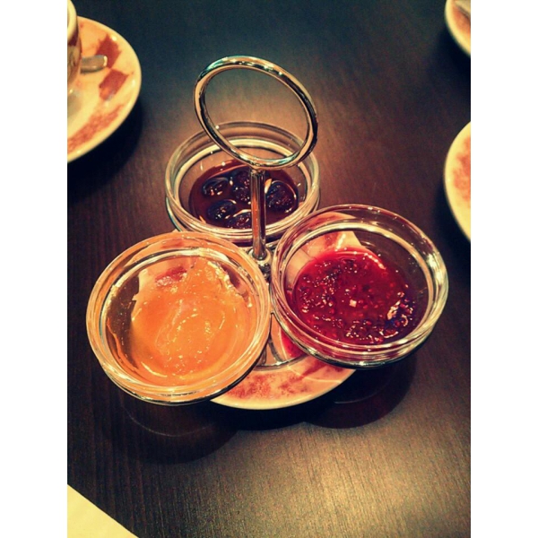 Ресторанный сервис бронирования столиков menu-rest.com - Интерьер ресторана "Чеснок-Варенье"