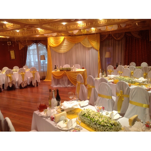 Ресторанный сервис бронирования столиков menu-rest.com - Интерьер ресторана "Сюзанна"