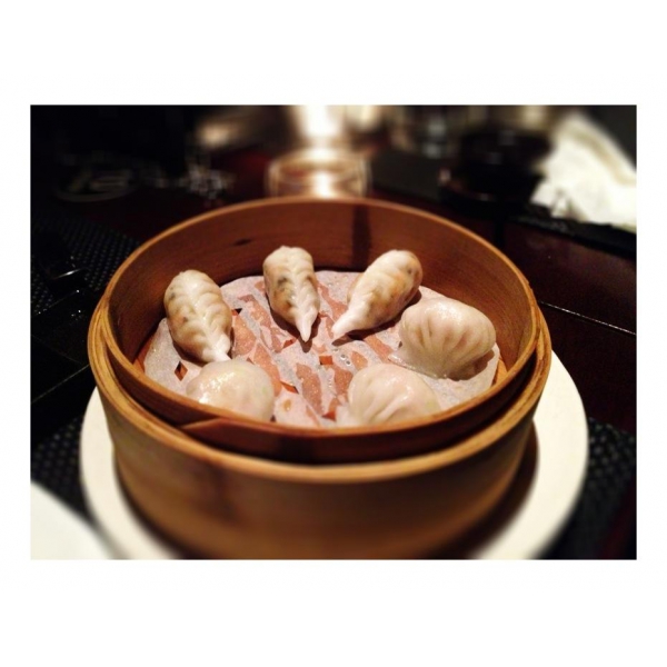 Ресторанный сервис бронирования столиков menu-rest.com - Интерьер ресторана "Roni"