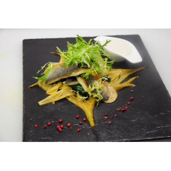 Ресторанный сервис бронирования столиков menu-rest.com - Интерьер ресторана "Forest grill and roll bar"