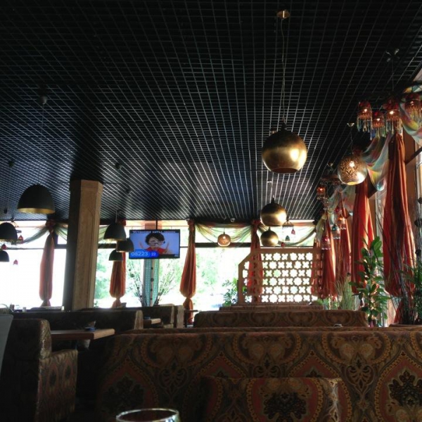 Ресторанный сервис бронирования столиков menu-rest.com - Интерьер ресторана "Алайский базар"