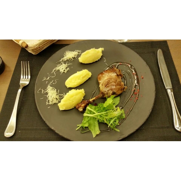 Ресторанный сервис бронирования столиков menu-rest.com - Интерьер ресторана "Тапас Марбелья"