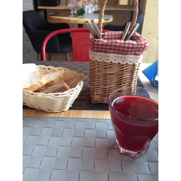 Ресторанный сервис бронирования столиков menu-rest.com - Интерьер ресторана "Жили-Были"