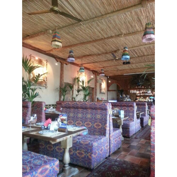 Ресторанный сервис бронирования столиков menu-rest.com - Интерьер ресторана "Павлин-Мавлин"