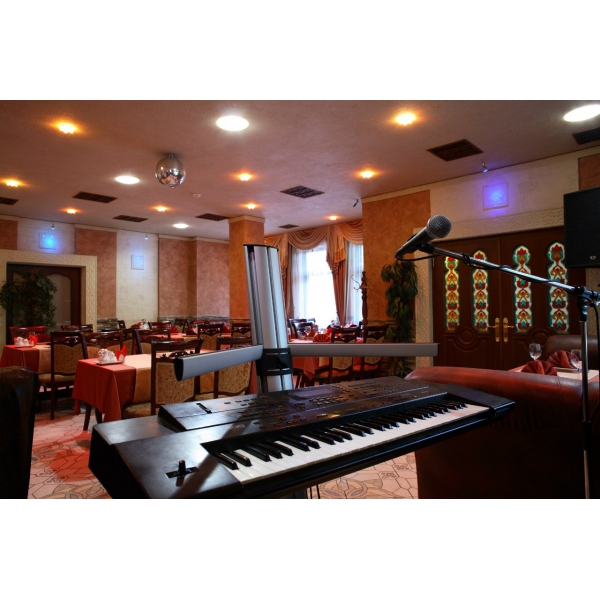 Ресторанный сервис бронирования столиков menu-rest.com - Интерьер ресторана "Дежа Вю"