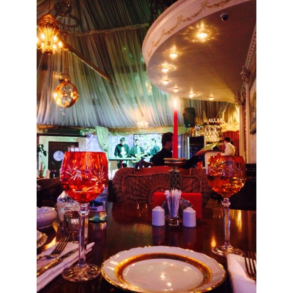 Ресторанный сервис бронирования столиков menu-rest.com - Интерьер ресторана "Gotinaza"