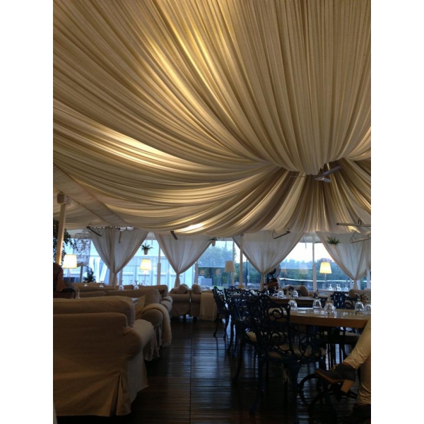 Ресторанный сервис бронирования столиков menu-rest.com - Интерьер ресторана "Гуси Лебеди"