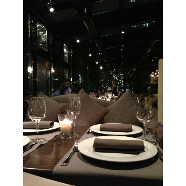 Ресторанный сервис бронирования столиков menu-rest.com - Интерьер ресторана "Hills"