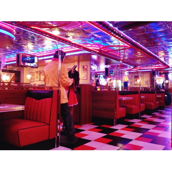 Ресторанный сервис бронирования столиков menu-rest.com - Интерьер ресторана "Beverly Hills Diner"