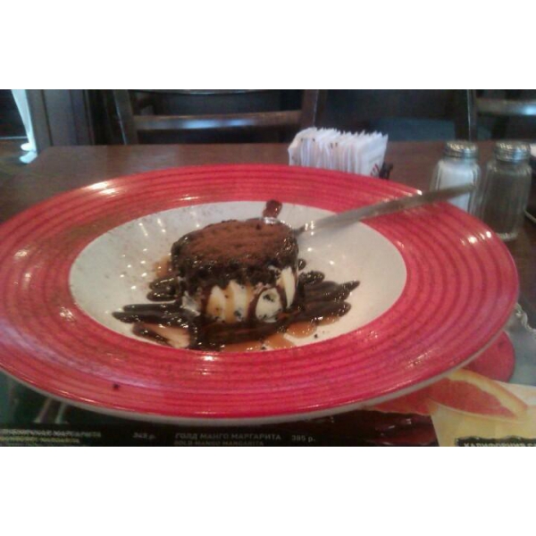 Ресторанный сервис бронирования столиков menu-rest.com - Интерьер ресторана "T.G.I. Friday`s"