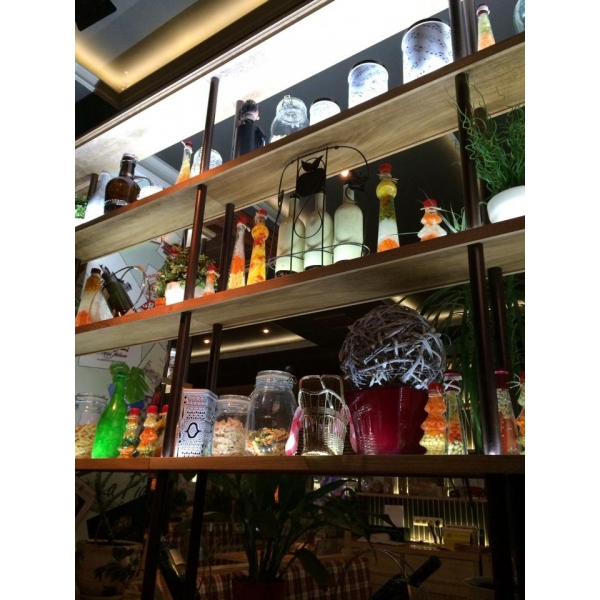 Ресторанный сервис бронирования столиков menu-rest.com - Интерьер ресторана "La Piola"