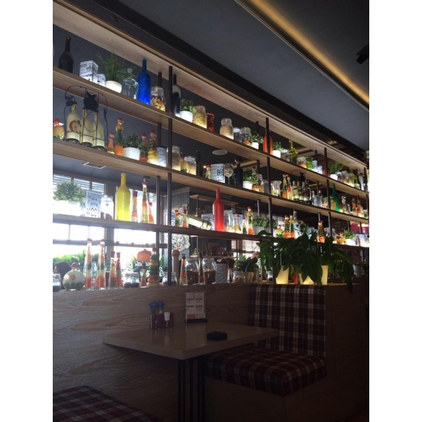 Ресторанный сервис бронирования столиков menu-rest.com - Интерьер ресторана "La Piola"