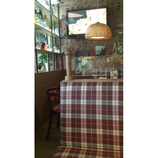 Ресторанный сервис бронирования столиков menu-rest.com - Интерьер ресторана "La Piola"