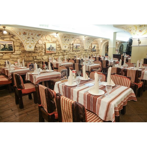 Ресторанный сервис бронирования столиков menu-rest.com - Интерьер ресторана "Добрыня"