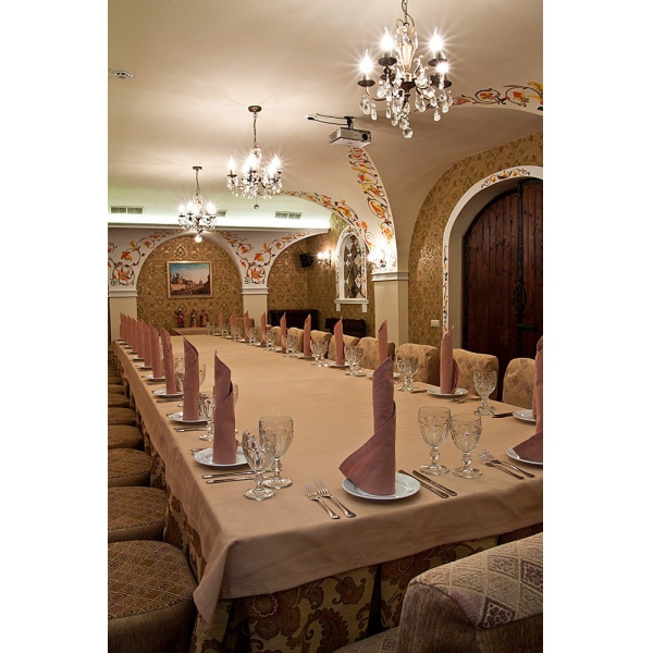 Ресторанный сервис бронирования столиков menu-rest.com - Интерьер ресторана "Добрыня"