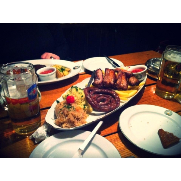 Ресторанный сервис бронирования столиков menu-rest.com - Интерьер ресторана "Пивнушка"