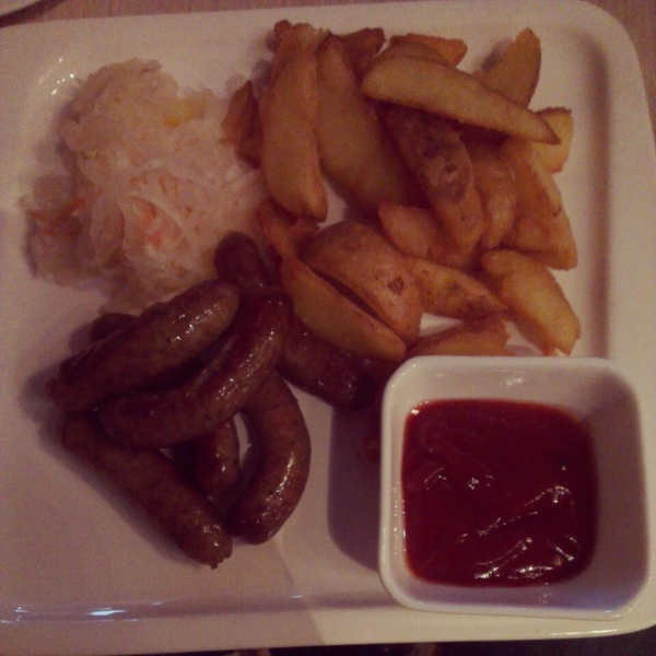 Ресторанный сервис бронирования столиков menu-rest.com - Интерьер ресторана "La Familia"