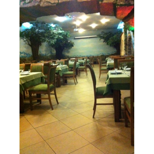 Ресторанный сервис бронирования столиков menu-rest.com - Интерьер ресторана "Акбаш"