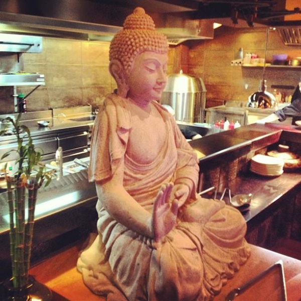 Ресторанный сервис бронирования столиков menu-rest.com - Интерьер ресторана "Asia Hall"