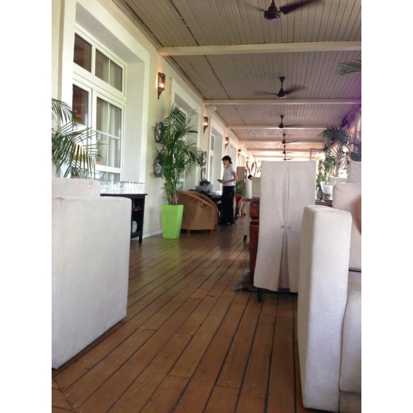 Ресторанный сервис бронирования столиков menu-rest.com - Интерьер ресторана "Shore House"