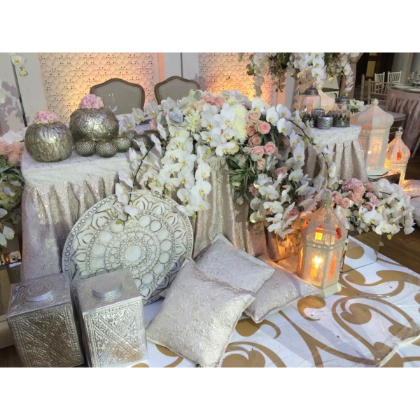 Ресторанный сервис бронирования столиков menu-rest.com - Интерьер ресторана "Village Kitchen"