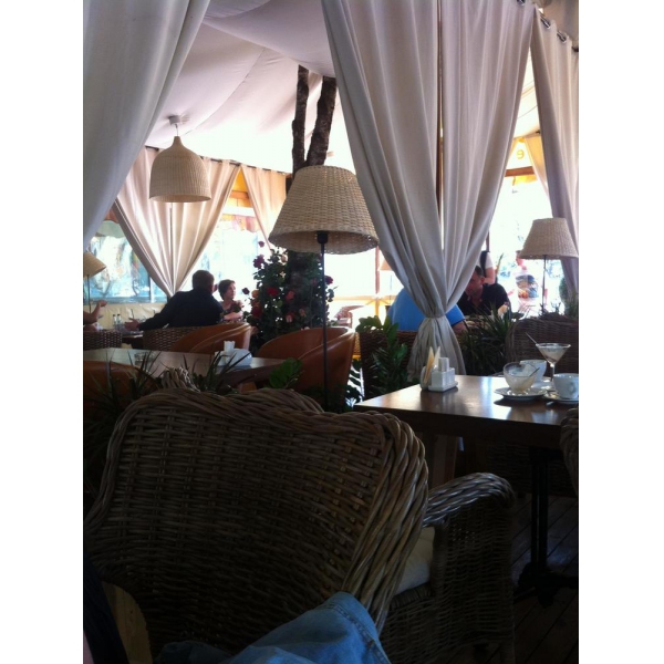 Ресторанный сервис бронирования столиков menu-rest.com - Интерьер ресторана "Гаврош"