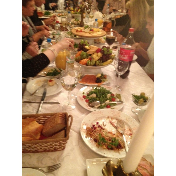 Ресторанный сервис бронирования столиков menu-rest.com - Интерьер ресторана "У Трех Сестер"