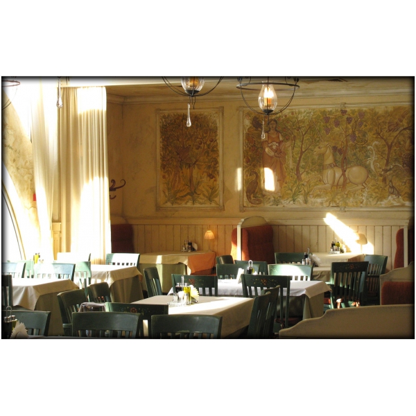 Ресторанный сервис бронирования столиков menu-rest.com - Интерьер ресторана "Ла-Чиполла"