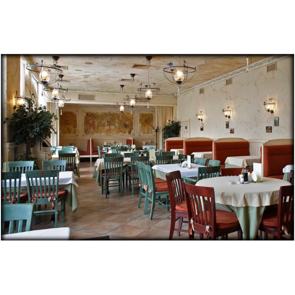 Ресторанный сервис бронирования столиков menu-rest.com - Интерьер ресторана "Ла-Чиполла"