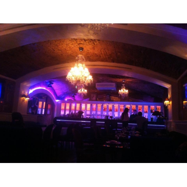 Ресторанный сервис бронирования столиков menu-rest.com - Интерьер ресторана "Romanov Bar"
