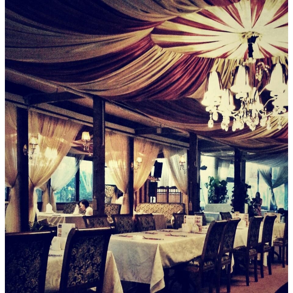 Ресторанный сервис бронирования столиков menu-rest.com - Интерьер ресторана "Золотой бамбук"