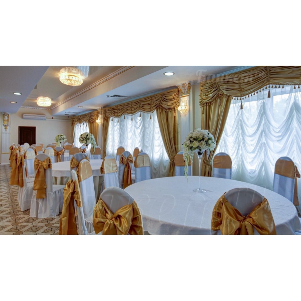 Ресторанный сервис бронирования столиков menu-rest.com - Интерьер ресторана "Кардинал Холл"