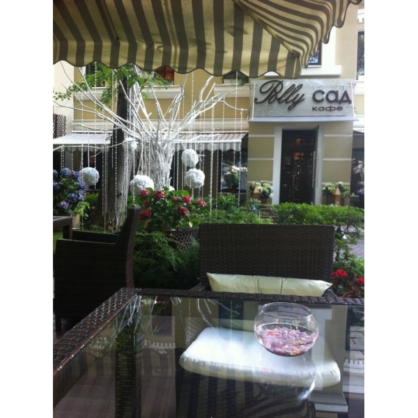 Ресторанный сервис бронирования столиков menu-rest.com - Интерьер ресторана "Polly сад"