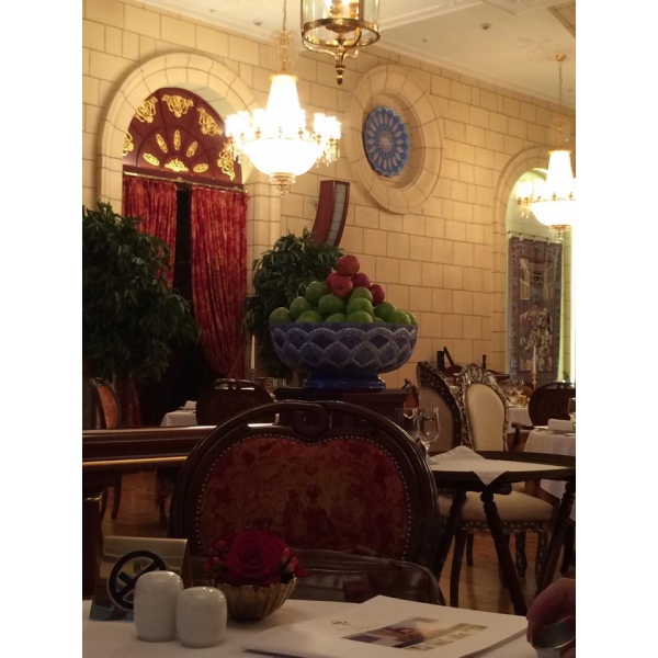 Ресторанный сервис бронирования столиков menu-rest.com - Интерьер ресторана "FARSI"