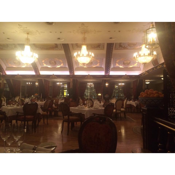 Ресторанный сервис бронирования столиков menu-rest.com - Интерьер ресторана "FARSI"