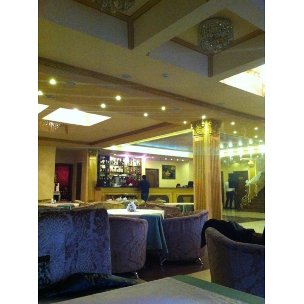 Ресторанный сервис бронирования столиков menu-rest.com - Интерьер ресторана "Очаг Хауз"