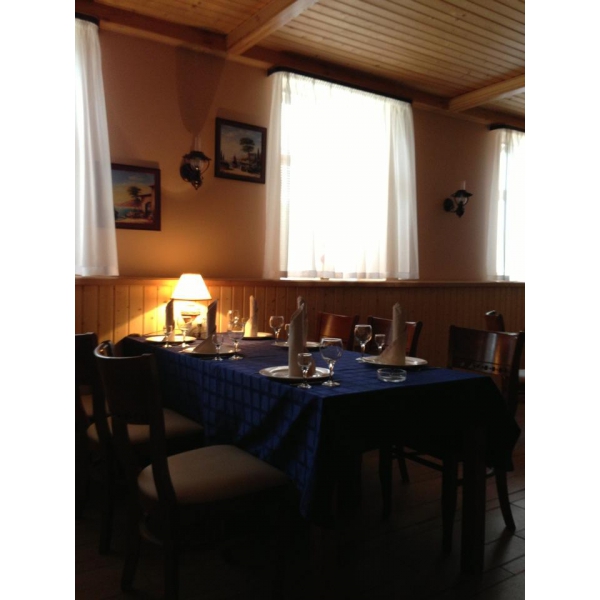 Ресторанный сервис бронирования столиков menu-rest.com - Интерьер ресторана "Авеню"