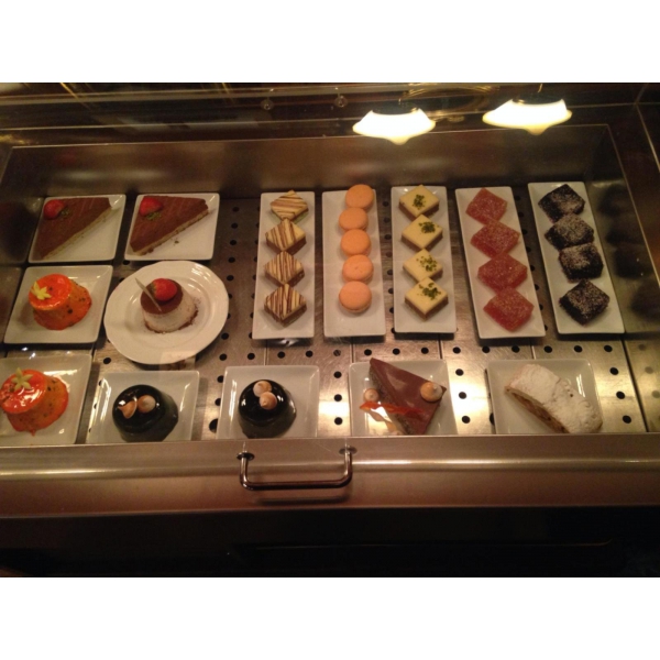 Ресторанный сервис бронирования столиков menu-rest.com - Интерьер ресторана "РГО"