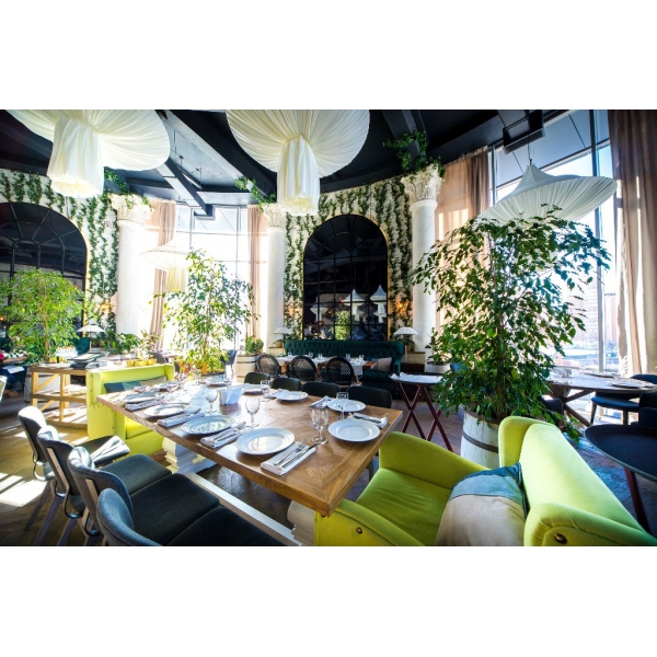 Ресторанный сервис бронирования столиков menu-rest.com - Интерьер ресторана "Che Bazza!"