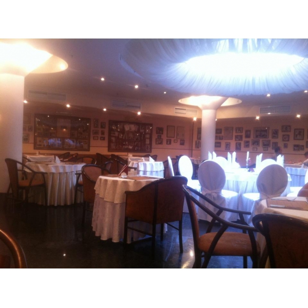 Ресторанный сервис бронирования столиков menu-rest.com - Интерьер ресторана "Зарубежье"