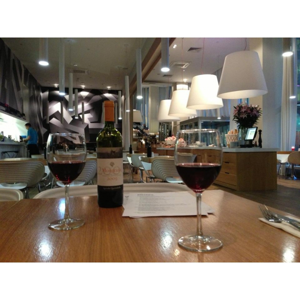 Ресторанный сервис бронирования столиков menu-rest.com - Интерьер ресторана "Correa`s"