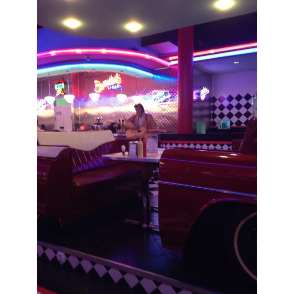 Ресторанный сервис бронирования столиков menu-rest.com - Интерьер ресторана "Beverly Hills Diner"